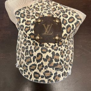 Vintage Boho LV patch leopard hat